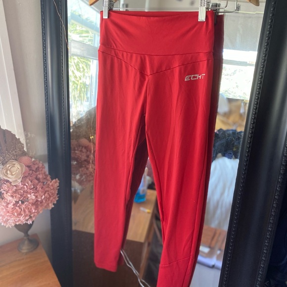 ECHT Size L Red tights - Picture 3 of 3